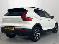 Used Volvo XC40 Plus 161 HP (118 kW) 2024 White SUV