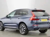 Second-hand Volvo XC60 Plus 194 CP (142 kW) 2023 Albastru SUV