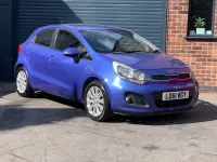 Used Kia Rio 85 HP (62 kW) 2011 Blue Hatchback