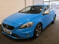 Used Volvo V40 R-Design 122 HP (89 kW) 2016 Blue Hatchback