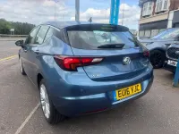 Used Vauxhall Astra 110 HP (80 kW) 2016 Blue Hatchback
