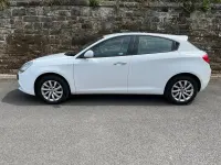 Used Alfa Romeo Giulietta 150 HP (110 kW) 2016 White Hatchback
