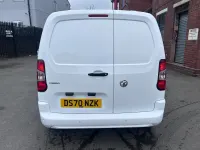Used Vauxhall Combo Sportive 100 HP (73 kW) 2020 White MPV