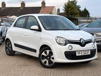 Used Renault Twingo Play 70 HP (51 kW) 2015 White Hatchback