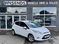 Used Ford Fiesta Zetec 82 HP (60 kW) 2011 White Hatchback