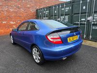 Used Mercedes C200 SE 2007 Blue Coupe