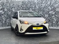 Used Toyota Yaris Design 100 HP (73 kW) 2018 White Hatchback