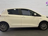 Used Toyota Yaris Hybrid 100 HP (73 kW) 2020 White Hatchback