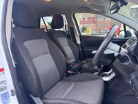 Used Suzuki SX4 SZ-T 120 HP (88 kW) 2016 White Hatchback