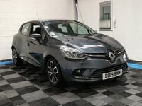 Used Renault Clio V Play 90 HP (66 kW) 2025 Grey Hatchback