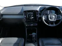 Usado Volvo XC40 Inscription 150 HP (110 kW) 2018 Cinzento SUV