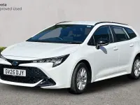 Used Toyota Corolla 140 HP (102 kW) 2025 White Estate
