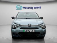 Begagnad Citroën e-C4 Shine 100 kW (136 HK) 2023 Blå Halvkombi