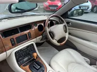 Używany Jaguar XKR Supercharged 370 KM (272 kW) 2000 Różowy Coupe