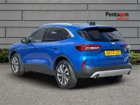 Usado Ford Kuga Titanium 242 HP (177 kW) 2024 Azul SUV