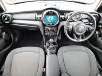 Used Mini ONE Comfort 102 HP (75 kW) 2020 Red Hatchback