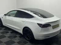 Usado Tesla Model 3 Standard Range 180 kW (245 CV) 2021 Berlina