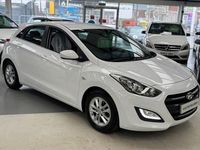 Used Hyundai i30 SE 110 HP (80 kW) 2016 White Hatchback