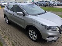 Used Nissan Qashqai Acenta Premium 115 HP (84 kW) 2020 Silver SUV