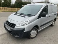 Used Peugeot Expert 90 HP (66 kW) 2015 Silver Van