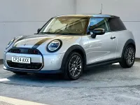 Used Mini Cooper Classic 204 HP (150 kW) 2024 Silver Hatchback