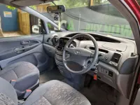 Used Toyota Previa 156 HP (114 kW) 2003 Red MPV