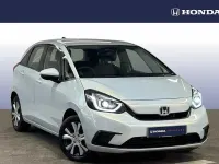 Used Honda Jazz Hybrid 109 HP (80 kW) 2020 White Hatchback