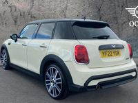 Usado Mini Cooper Exclusive 134 CV (98 kW) 2022 Blanco Utilitario