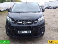 Second-hand Vauxhall Vivaro 120 CP (88 kW) 2023 Negru Monovolum
