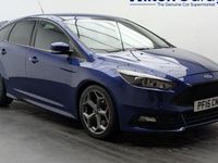 Used Ford Focus ST 185 HP (136 kW) 2015 Blue Hatchback