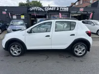 Used Dacia Sandero Ambiance 90 HP (66 kW) 2018 White Hatchback