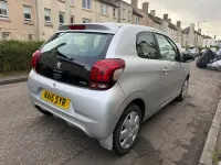 Begagnad Peugeot 108 Active 2015 Silver Halvkombi