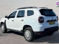 Used Dacia Duster Essentiel 99 HP (72 kW) 2022 White SUV