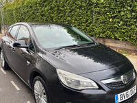 Begagnad Vauxhall Astra Excite 2011 Svart Halvkombi