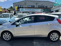Used Ford Fiesta Titanium 97 HP (71 kW) 2009 Silver Hatchback