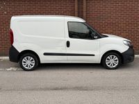 Usado Fiat Doblò 2017 Branco Monovolume