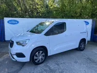 Used Vauxhall Combo 100 HP (73 kW) 2023 White MPV