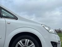 used Vauxhall Zafira a 1.8 16V Elite Euro 5 5dr LEATHER+HEATED+7 SEATS+WARRANT MPV