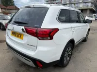 Used Mitsubishi Outlander 2019 White SUV