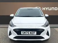 Used Hyundai i10 Premium 79 HP (58 kW) 2025 White Hatchback