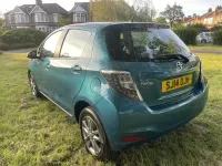 Usado Toyota Yaris Plus 2014 Azul Citadino