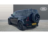 Used Land Rover Defender HSE Dynamic 300 HP (220 kW) 2023 Black SUV