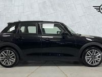 Używany Mini Cooper Hatch 113 kW (154 KM) 2025 Czarny Hatchback
