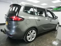 Used Vauxhall Zafira Tourer SRi 140 HP (102 kW) 2018 Grey MPV