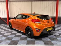 Used Hyundai Veloster SE 140 HP (102 kW) 2013 Orange Hatchback