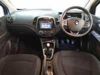 Second-hand Renault Captur Iconic 90 CP (66 kW) 2018 Albastru SUV