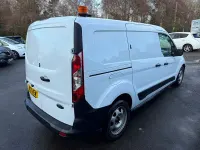 Second-hand Ford Transit Connect 100 CP (73 kW) 2021 Alb Monovolum