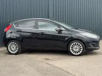 Usado Ford Fiesta Titanium 125 HP (91 kW) 2014 Preto Citadino