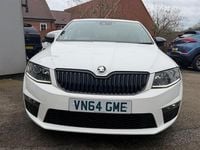 Begagnad Skoda Octavia vRS 2014 Vit Halvkombi