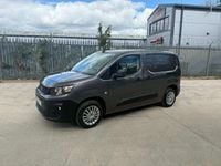 Used Peugeot Partner 100 HP (73 kW) 2019 Grey MPV